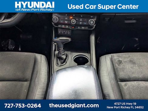 Used 2021 Dodge Durango GT image 26