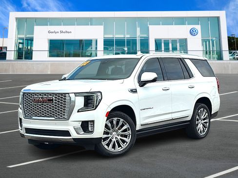 Used 2022 GMC Yukon Denali AWD/4WD image 1