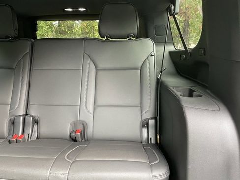 Used 2022 GMC Yukon XL Denali w/ Max Trailering Package image 17