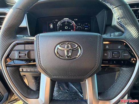New 2026 Toyota Sequoia Platinum AWD/4WD image 27