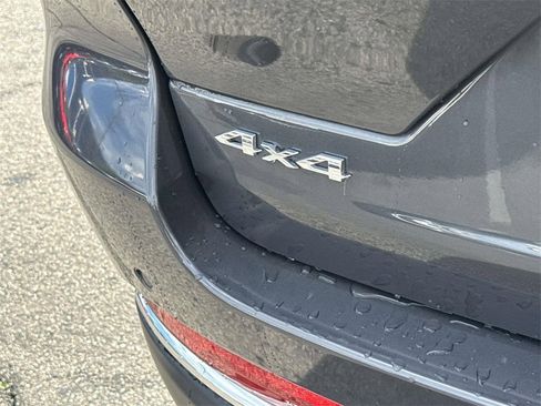 Used 2022 Jeep Grand Cherokee Laredo w/ Luxury Tech Group I image 6