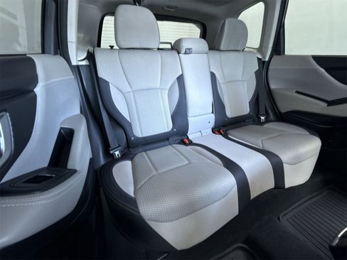 Used 2019 Subaru Forester Premium w/ Popular Package #1 image 40