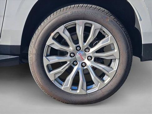 Used 2022 GMC Yukon XL Denali AWD/4WD image 7