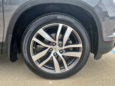Used 2016 Honda Pilot Touring image 37