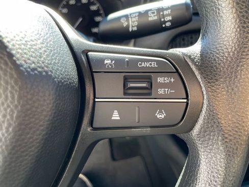 Used 2024 Honda HR-V LX image 29