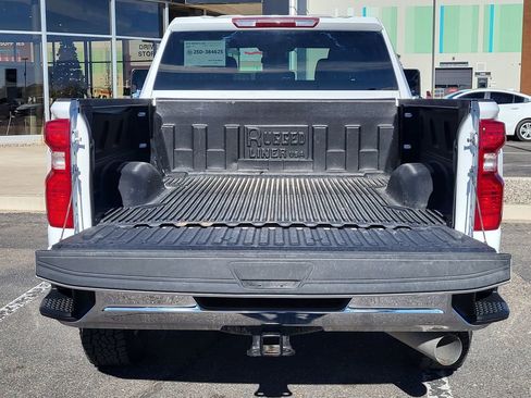 Used 2024 Chevrolet Silverado 2500 LT image 21