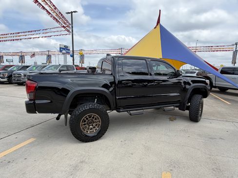 Used 2023 Toyota Tacoma 4x4 Double Cab w/ Trail Edition image 5