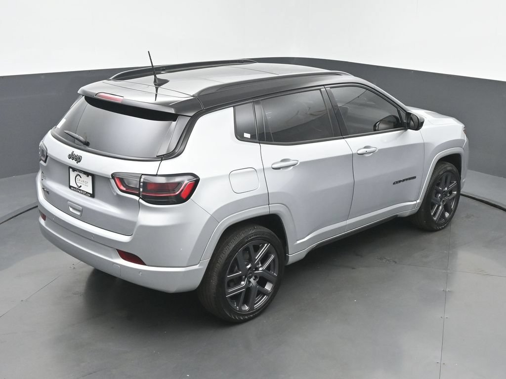Used 2025 Jeep Compass Limited w/ Driver Assist Group I AWD/4WD image 46