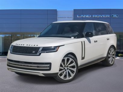 New 2025 Land Rover Range Rover SE