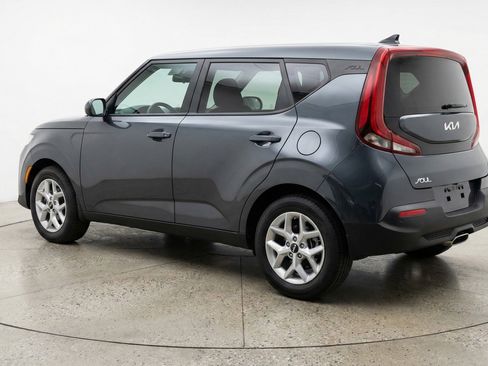Used 2025 Kia Soul LX w/ LX Technology Package image 6