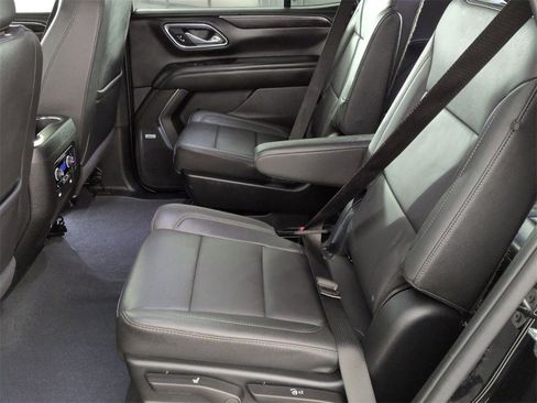 Used 2024 Chevrolet Tahoe Z71 w/ Luxury Package image 26