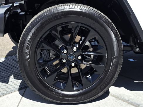 Certified 2025 Jeep Wrangler Sahara image 8