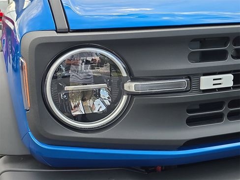 New 2025 Ford Bronco Big Bend w/ Black Diamond Package image 7