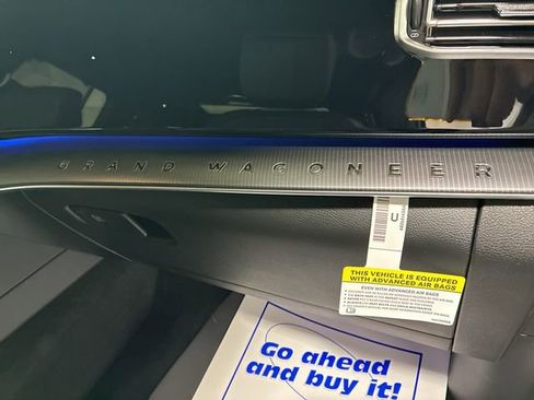 Used 2026 Jeep Grand Wagoneer Summit image 36