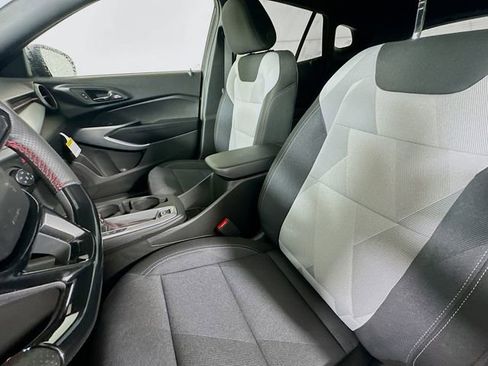 New 2026 Chevrolet Trax RS image 20
