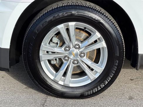 Used 2016 Chevrolet Equinox LS image 31