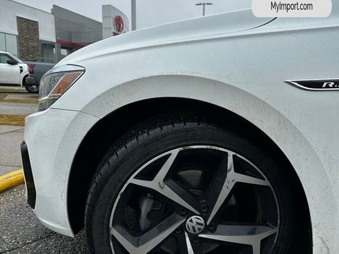 Used 2020 Volkswagen Passat 2.0T R-Line image 2