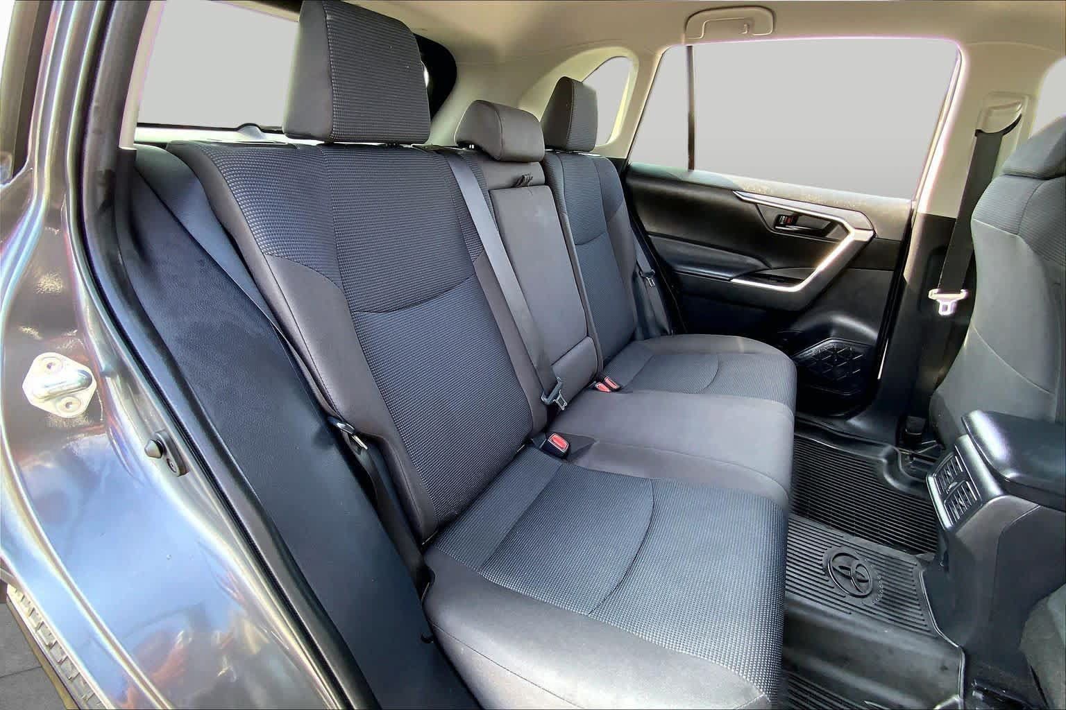 Used 2023 Toyota RAV4 LE FWD image 19