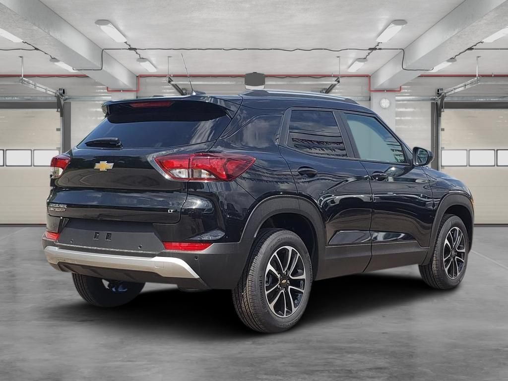 New 2026 Chevrolet TrailBlazer LT w/ Convenience Package AWD/4WD image 3