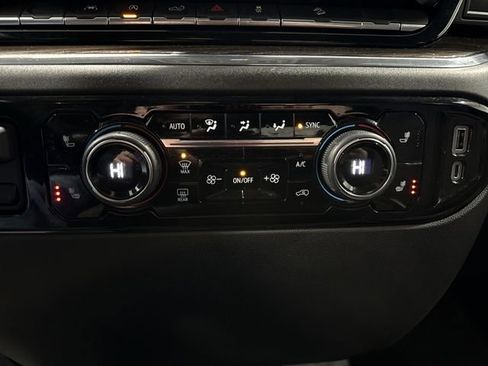 Used 2023 Chevrolet Silverado 1500 RST image 16