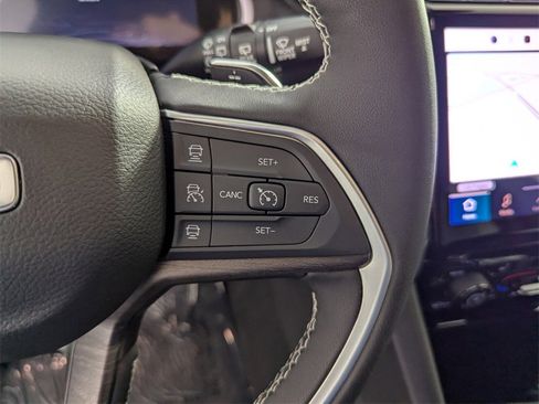 New 2025 Jeep Grand Cherokee Limited image 20