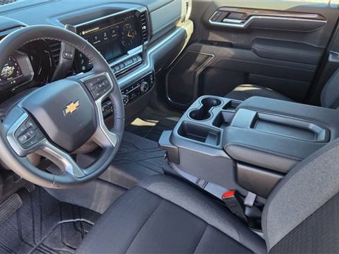 Used 2025 Chevrolet Silverado 1500 LT w/ Protection Package image 22