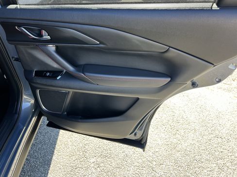 Used 2022 MAZDA CX-9 Carbon Edition image 16