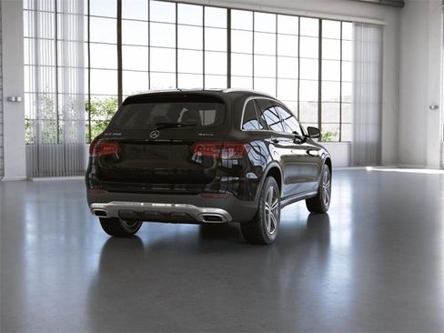 Certified 2022 Mercedes-Benz GLC 300 4MATIC image 24
