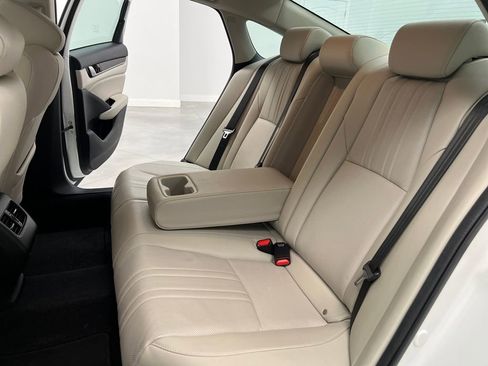 Used 2019 Honda Accord EX-L image 14