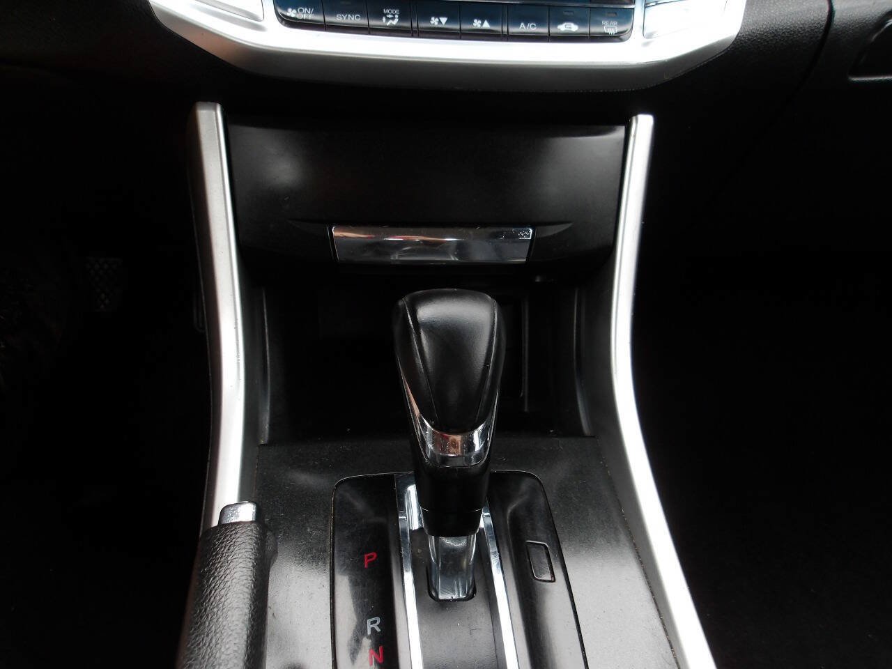 Used 2013 Honda Accord Sport image 15