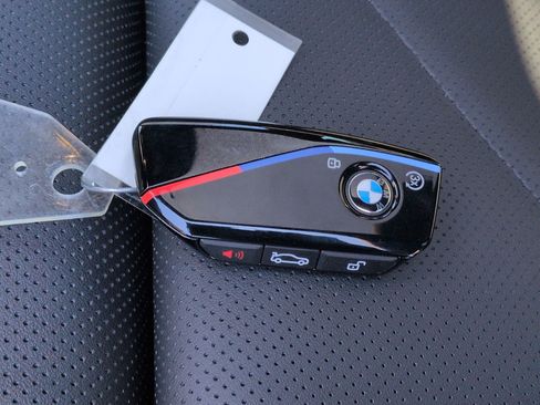 Used 2025 BMW i5 M60 w/ Premium Package AWD/4WD image 33