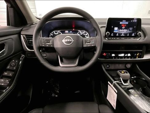 New 2026 Nissan Rogue Dark Armor AWD/4WD image 19