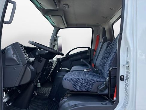 Used 2024 Chevrolet Low Cab Forward image 1