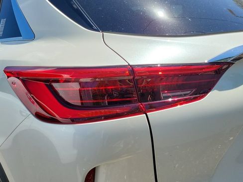 Used 2019 INFINITI QX50 Essential w/ Proassist Package FWD image 12