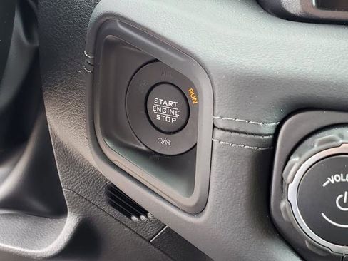 New 2026 Jeep Gladiator Mojave image 11