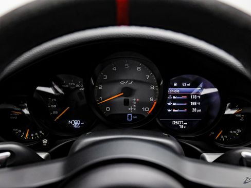 Used 2018 Porsche 911 GT3 w/ Sport Chrono Package image 67