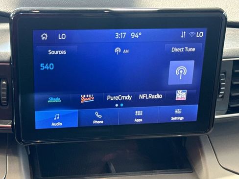 Used 2023 Ford Explorer XLT w/ Equipment Group 202A AWD/4WD image 23