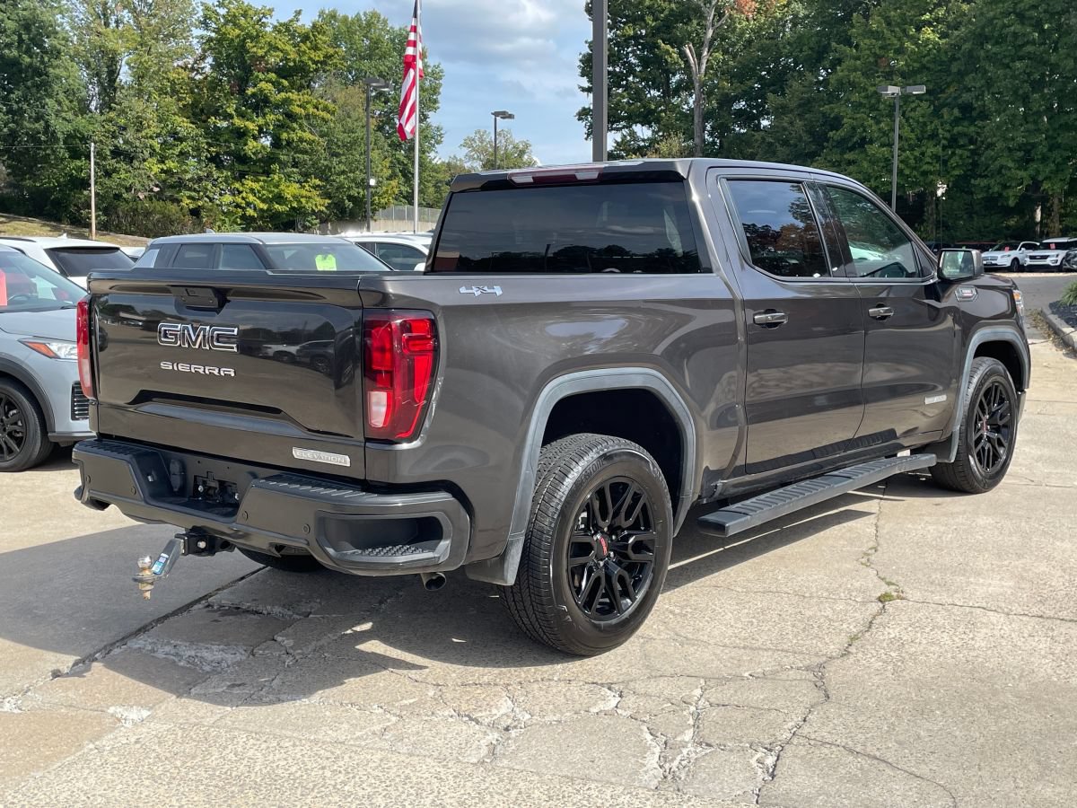 Used 2021 GMC Sierra 1500 Elevation w/ LPO, Elevation Black Package AWD/4WD image 6