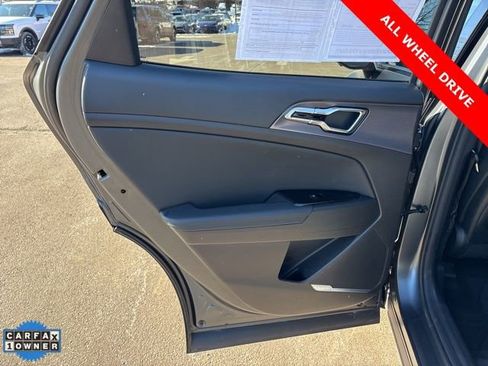 Used 2023 Kia Sportage SX Prestige image 10