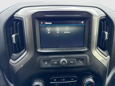 Used 2019 Chevrolet Silverado 1500 Custom Trail Boss w/ Custom Convenience Package AWD/4WD image 27
