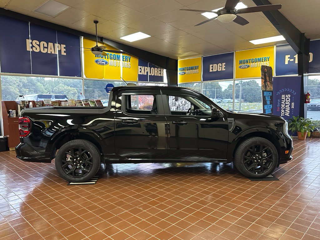 Used 2025 Ford Maverick Lobo AWD/4WD image 9