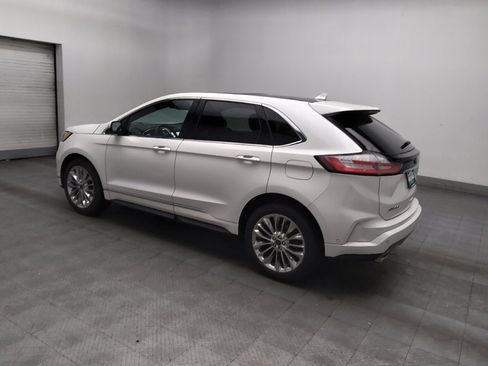 Used 2020 Ford Edge Titanium w/ Equipment Group 301A FWD image 3