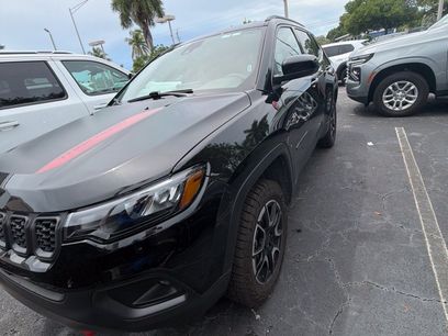 Used 2025 Jeep Compass Trailhawk