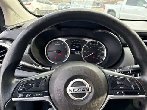 Used 2020 Nissan Versa S image 21