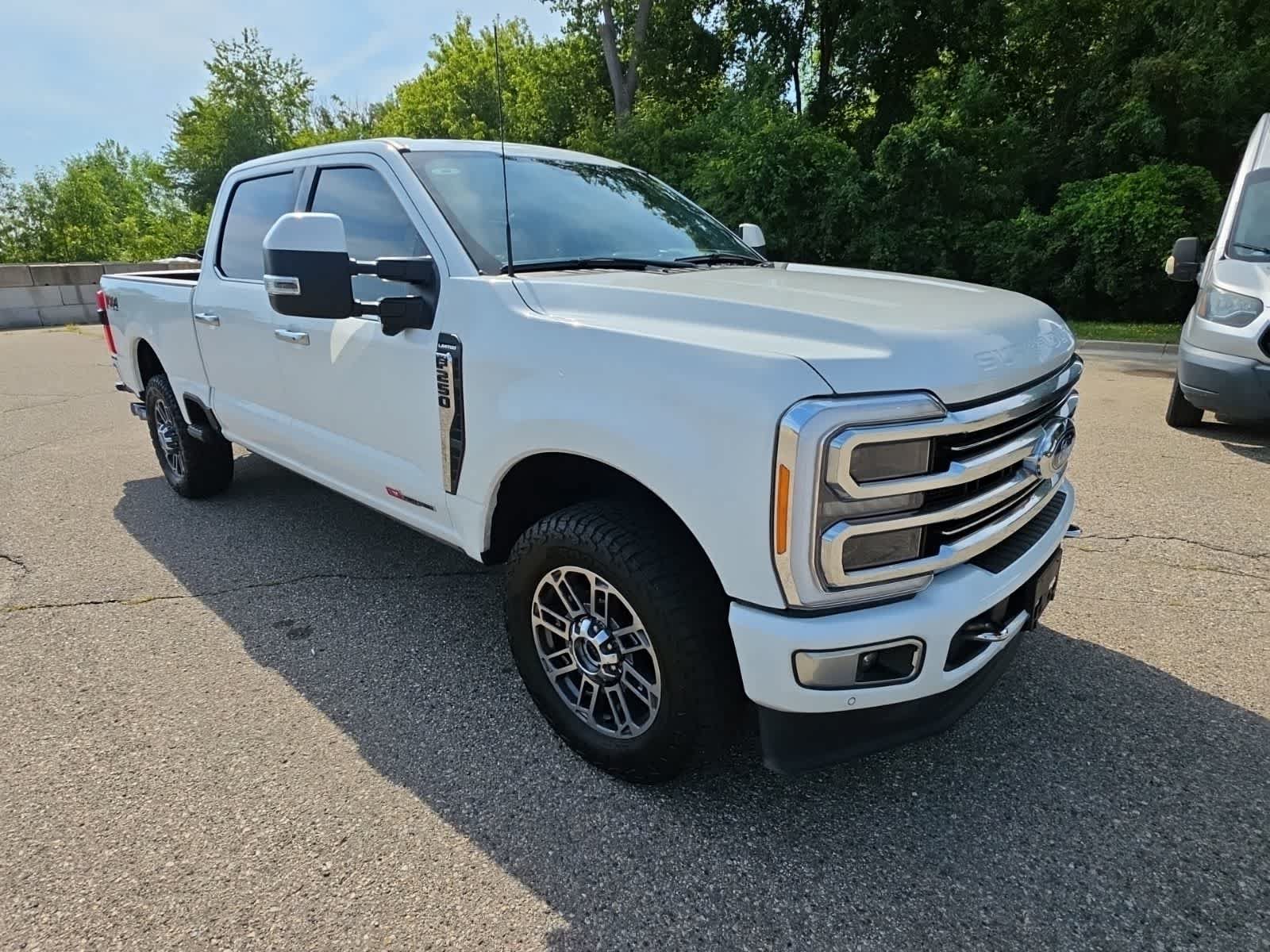 Used 2023 Ford F250 Limited w/ FX4 Off-Road Package AWD/4WD image 5