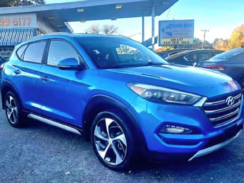 Used 2017 Hyundai Tucson Limited FWD image 1