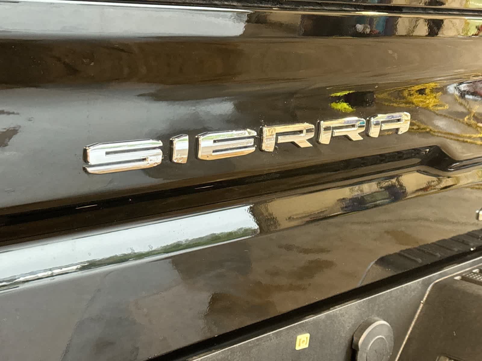 Used 2023 GMC Sierra 1500 AT4X AWD/4WD image 19