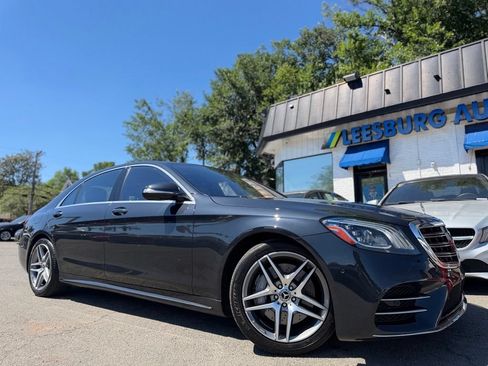 Used 2018 Mercedes-Benz S 560 4MATIC Sedan image 2
