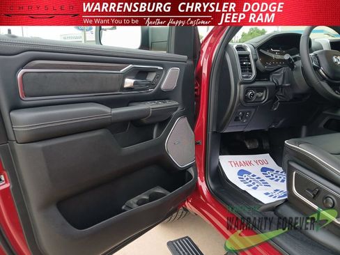 New 2026 RAM 1500 Laramie AWD/4WD image 11