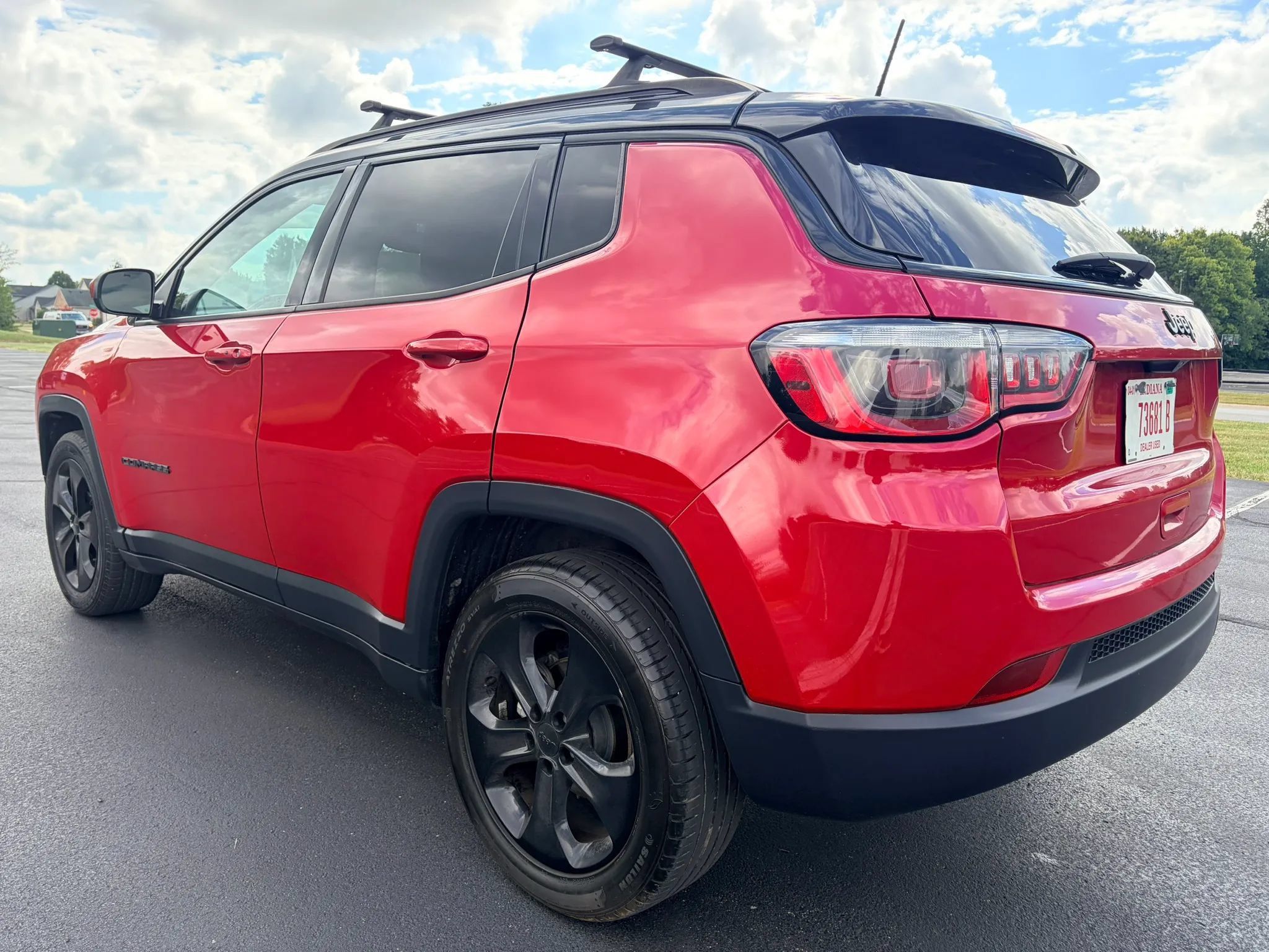 Used 2018 Jeep Compass Latitude w/ Popular Equipment Group FWD image 3